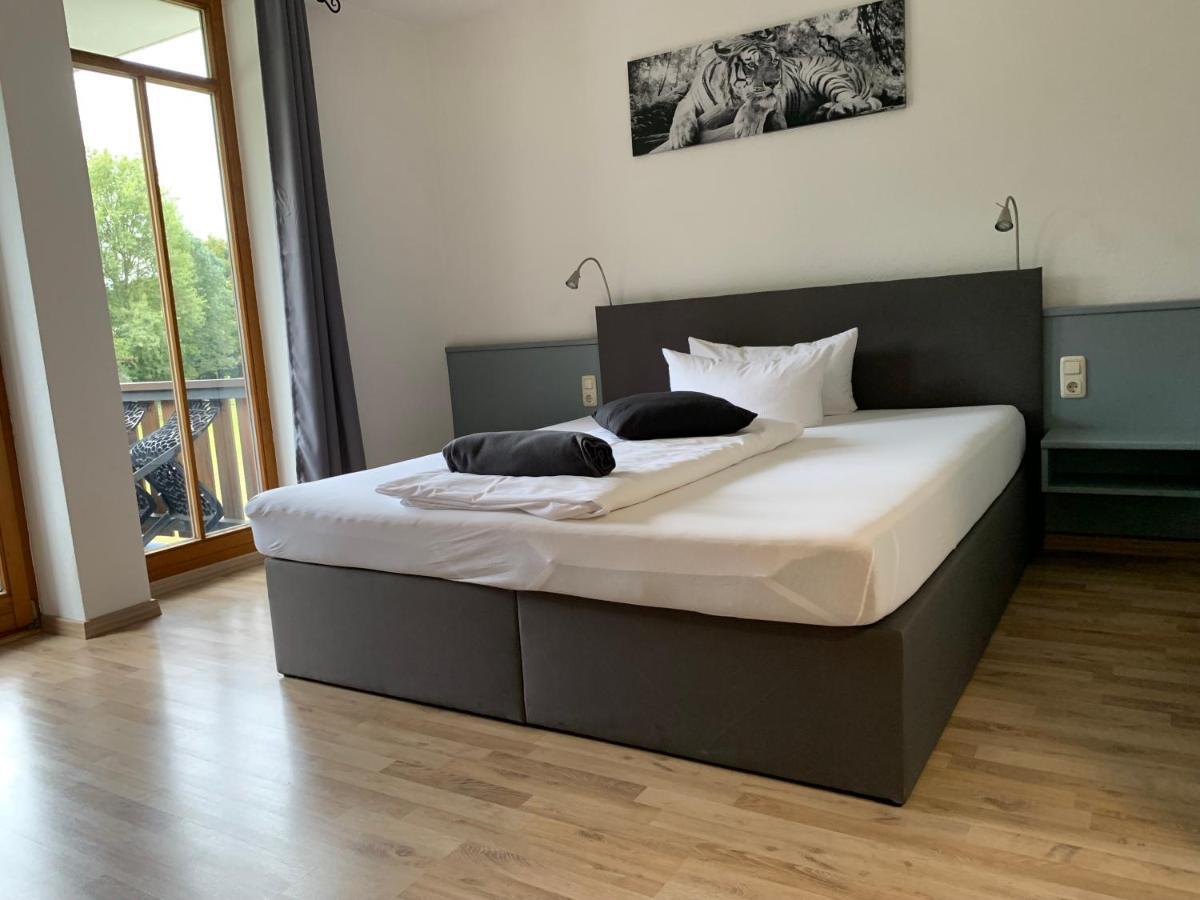 Parkhotel Кам Екстериор снимка