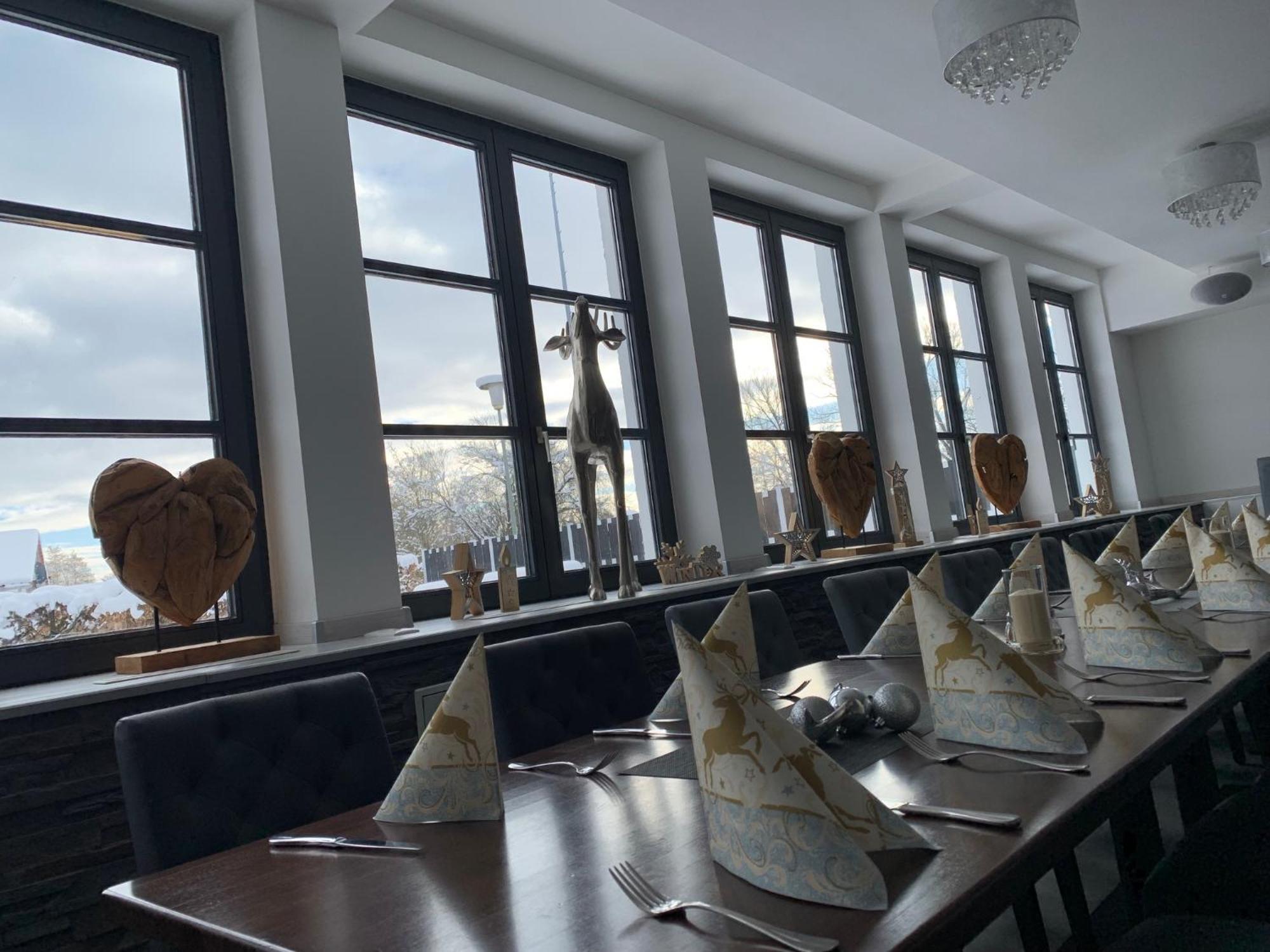Parkhotel Кам Екстериор снимка