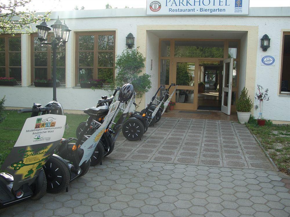 Parkhotel Кам Екстериор снимка