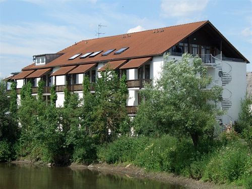 Parkhotel Кам Екстериор снимка